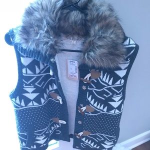 Gordman’s NWT Vest sweater